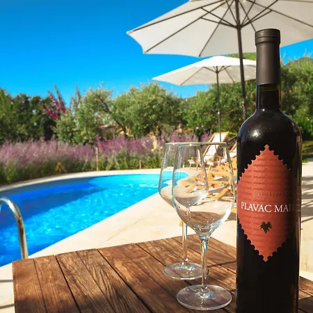 Sablic アパート *