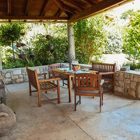 Sablic アパート イカ